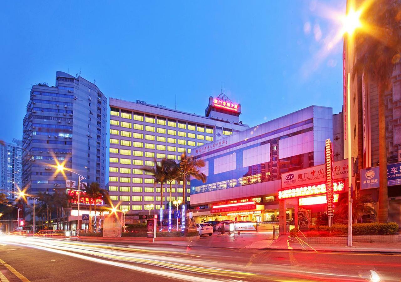 Xiamen Huaqiao Hotel Exterior photo